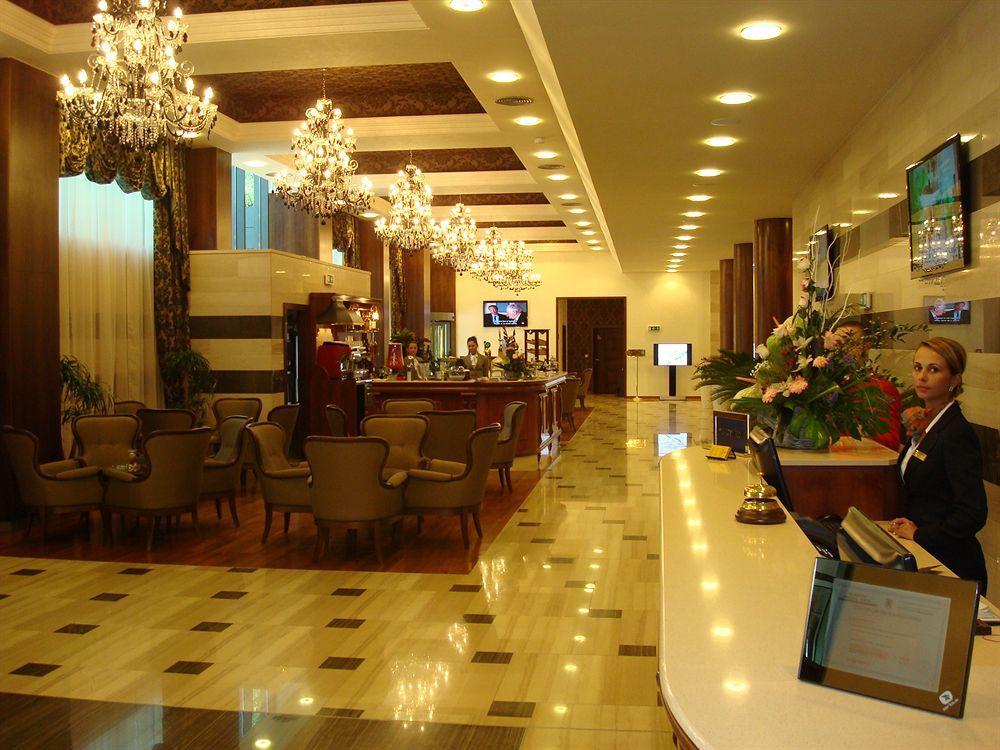 Metropolis Hotel Bistriţa Exterior foto